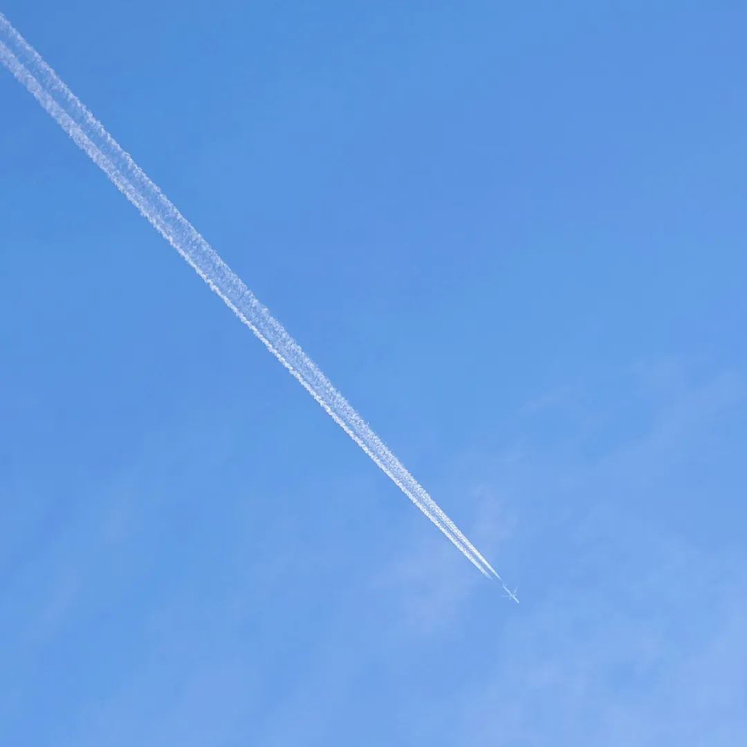 #11 飛行機雲ができる理由